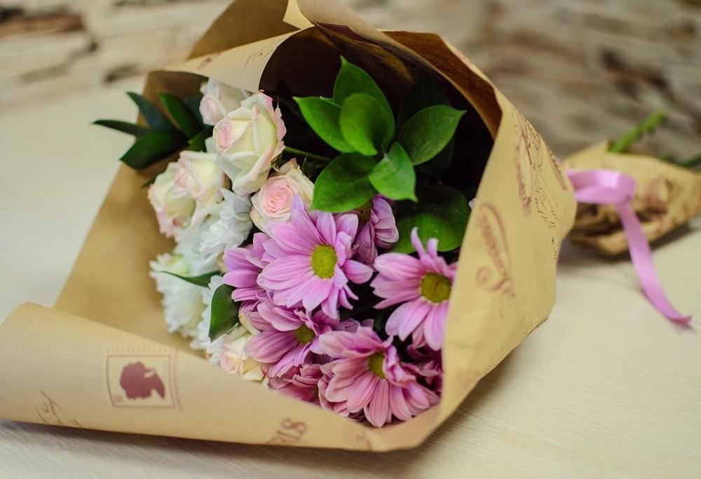 Букет цветов из: Розы и Хризантемы в Марьино