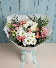 Букет цветов из:  Розы, Лизиантусы и Хризантемы в Марьино