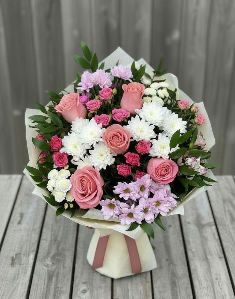 Букет цветов из: Альстромерии, Гвоздики, Розы и Хризантемы в Марьино