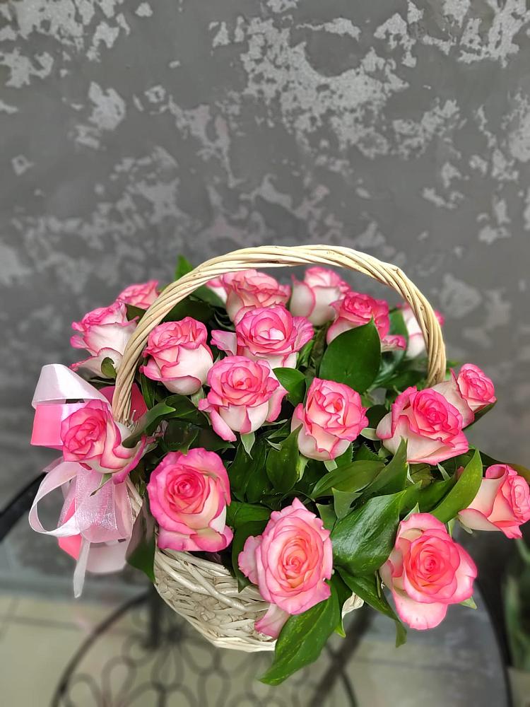 Цветочная композиция из Розы в корзине в Марьино