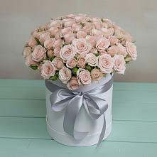 Цветочная композиция из Розы в шляпной коробке в Марьино