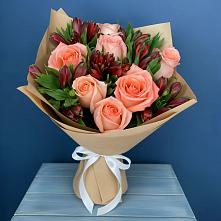 Букет цветов из:  Розы и Альстромерии в Марьино