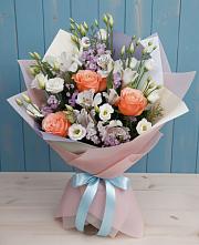 Букет цветов из:  Лизиантусы, Розы, Альстромерии и Гипсофила в Марьино