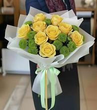 Букет цветов из:  Хризантемы и Розы в Марьино