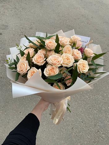 Букет Кремовые розы Латте в Марьино