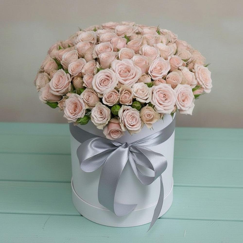 Цветочная композиция из Розы в шляпной коробке в Марьино